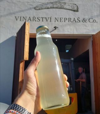 Někdy je potřeba to trochu odlehčit, řídit, myslet, nebo napojit ratolesti. Letos jsme proto konečně poprvé udělali i 100%...