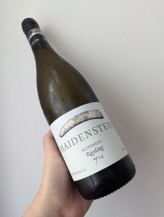 Rieslingy 3-5-7 2024 jsou online k dostání a my vám je moc rádi pošlem! Jako tip k nim do kartonu rozhodně doporučujeme...